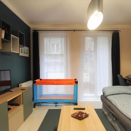 Lovely Apartment In The Heart Of Budapest Exterior foto