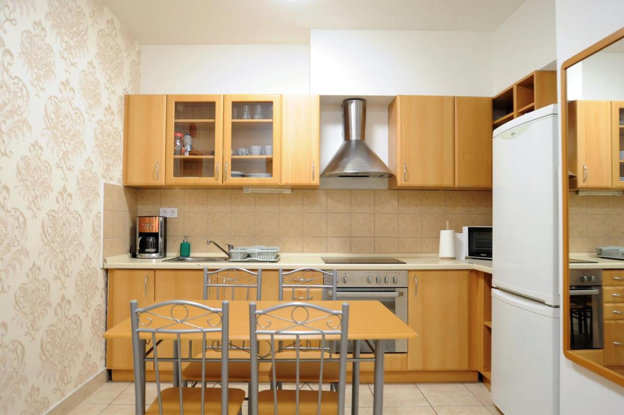 Lovely Apartment In The Heart Of Budapest Exterior foto